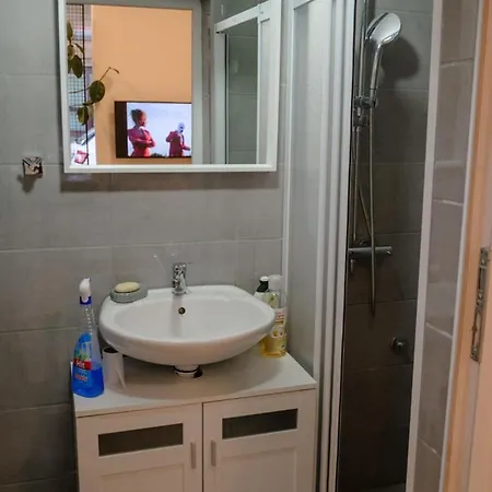 Apartman Sen's